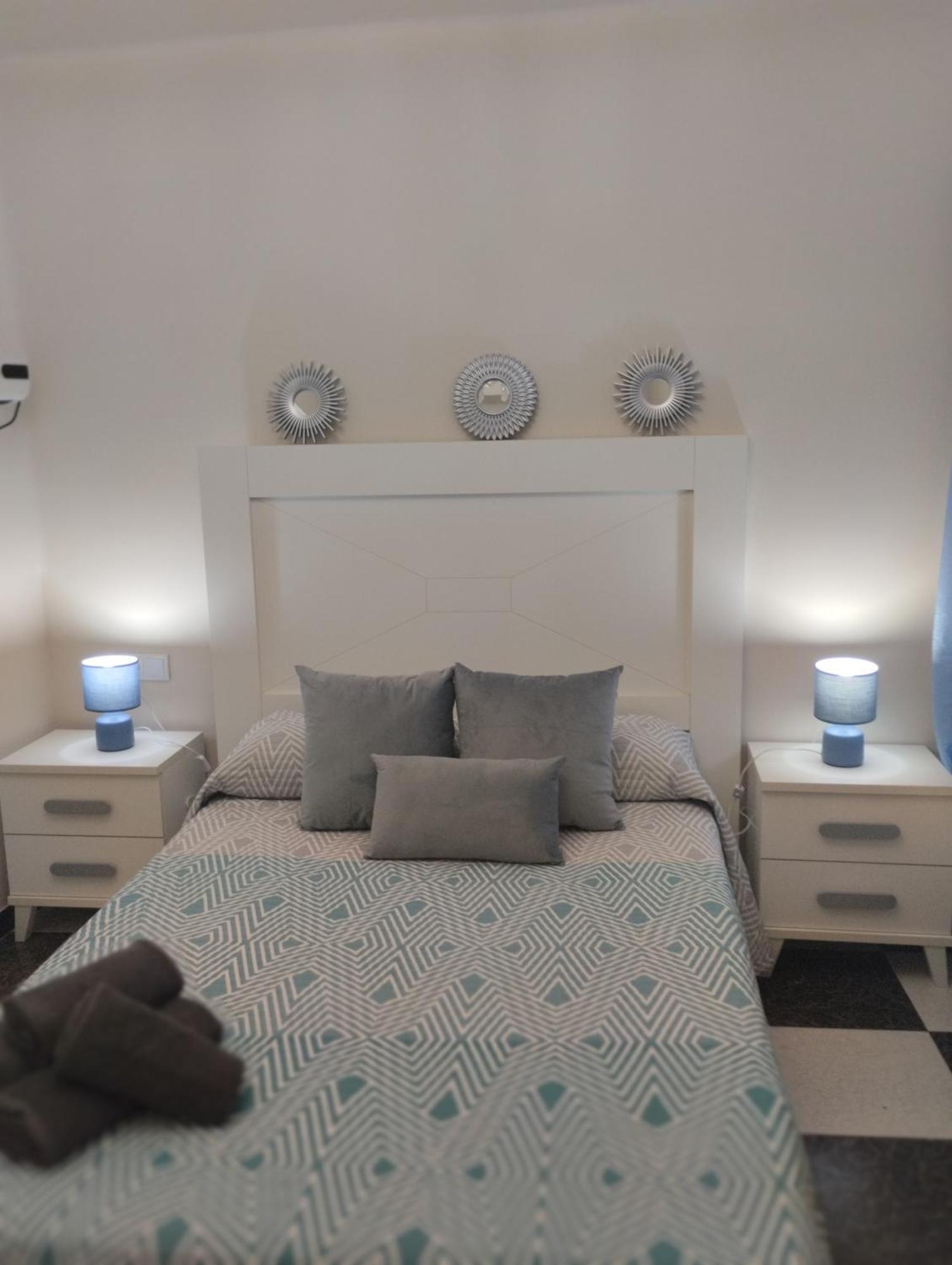 La Casa De Pepa Apartment Sevilla Bagian luar foto